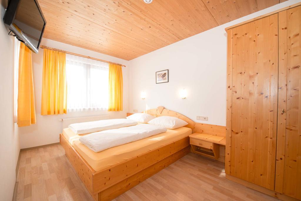 Ferienwohnungen Plattner Weissensee Pokoj fotografie